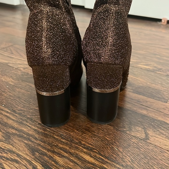 Design Lab metallic booties - Picture 6 of 7